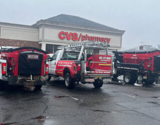 commercial-snow-cleaning-2 commercial-snow-cleaning-2