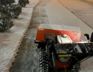 commercial-snow-cleaning-5 commercial-snow-cleaning-5